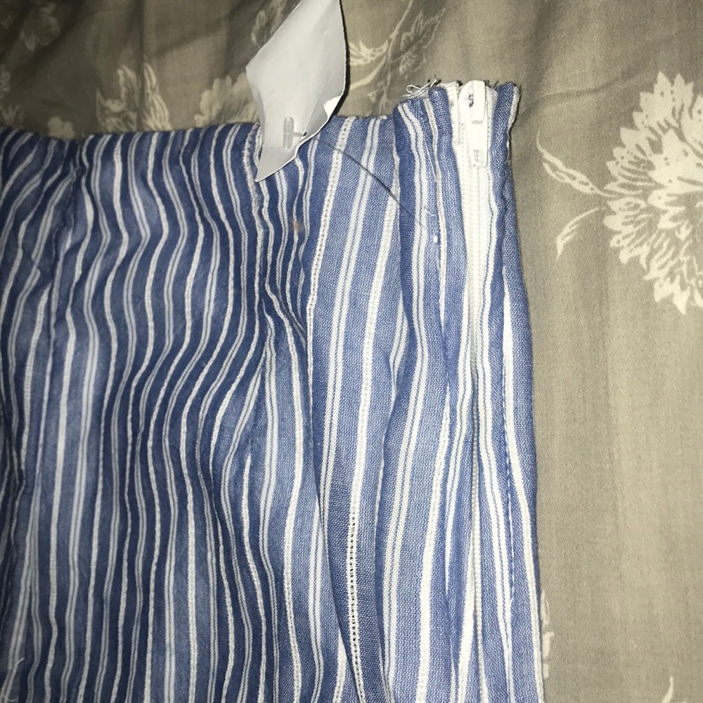 Shorts - Picture 4 of 4